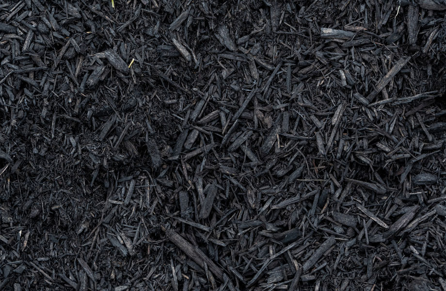 dark-mulch-chips