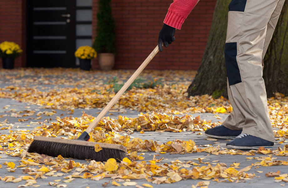 sweeping-pavers